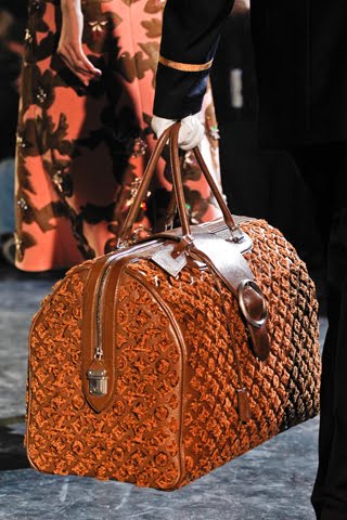 Louis-Vuitton-fall-winter-handbags-2012-2013-22-2e6.jpg
