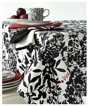 Siyahli-beyazli-masa-ortusu-moeli-e.jpg