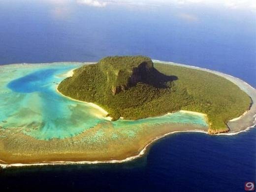 Vatu-Vara-Fiji-island-1ab.jpg