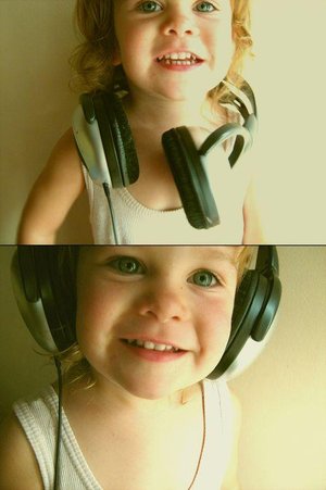 addicted_to_music_by_general_joy-2659.jpg
