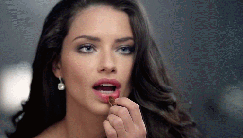 adriana%20lima_%20(19)-290.gif