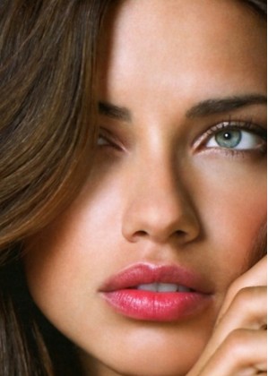adriana_lima_resimleri%20(3)-2b6.jpg