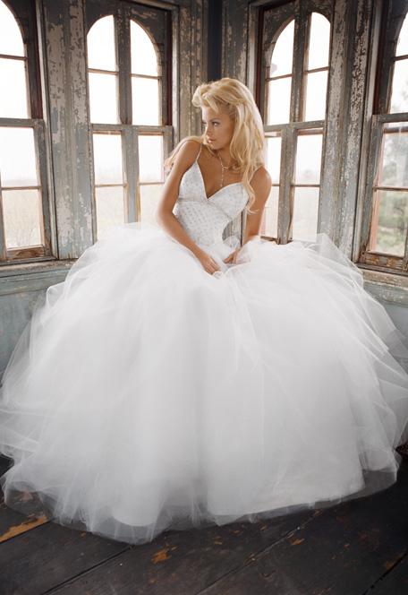 alvina-valenta-gelinlik-modelleri1-4803.jpg