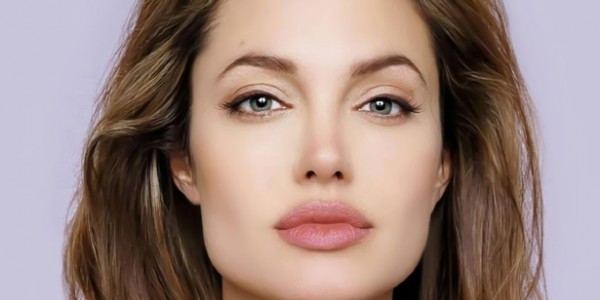 angelina_jolie-e4.jpg