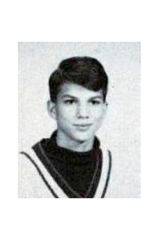 ashton%20Kutcher-c0.jpg