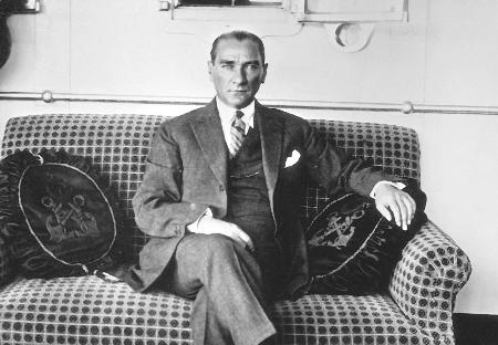 ataturk_fotolari_%20(12)-16.jpg