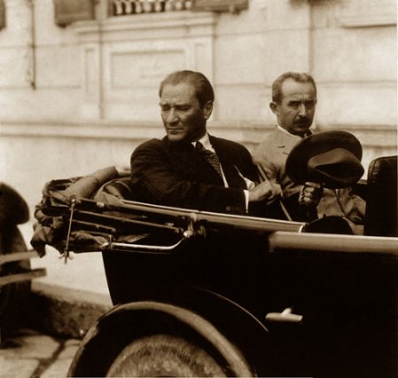 ataturk_fotolari_%20(9)-53.jpg
