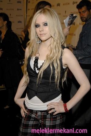 avril-lavigne8-6708.jpg