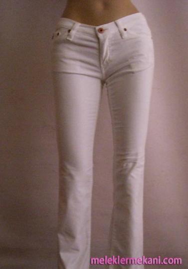 beyaz-pantolon-modelleri2-1190.jpg