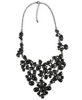 black-necklace-9997.jpg