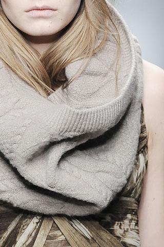 burberry-snood1-9031.jpg
