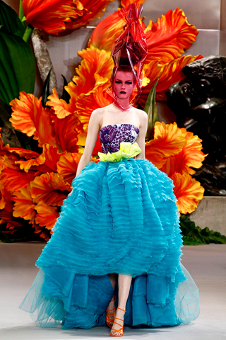 christian-dior-haute-couture-2010-kis08-1772.jpg