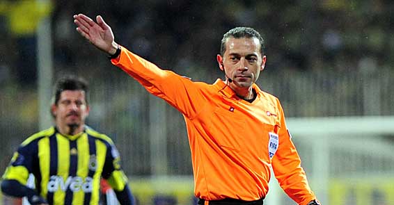 cuneyt%20cakir-3be.jpg