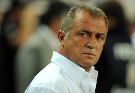 fatih_terim_cezasi_ertelendi-370.jpg