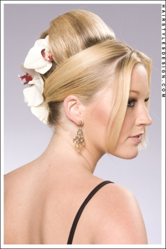 gelin%20topuz%20modelleri%20(14)-23c.jpg