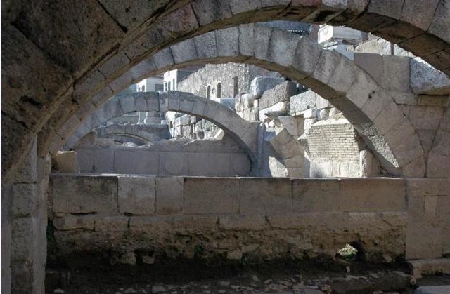 izmir3-1201.jpg