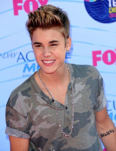 justin_bieber_resimleri_%20(4)-cc.jpg