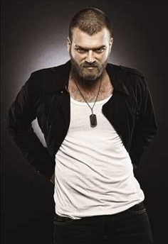 kivanc-tatlitug3-3318.jpg