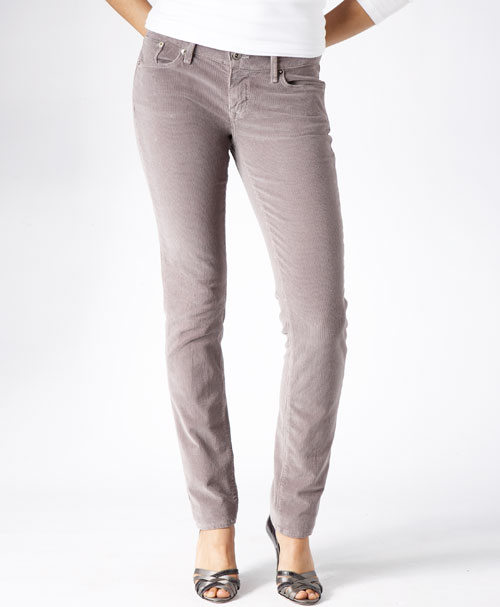 levis-jeans-modelleri-2010-11-3368.jpg