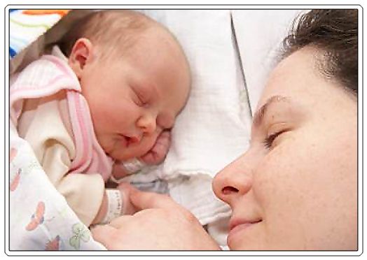 new-born-baby-hospital-mom-8133.jpg