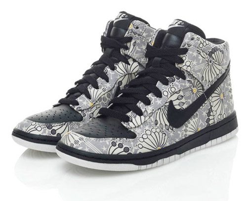 nike-liberty-cicek-desenli-04-1c3.jpg