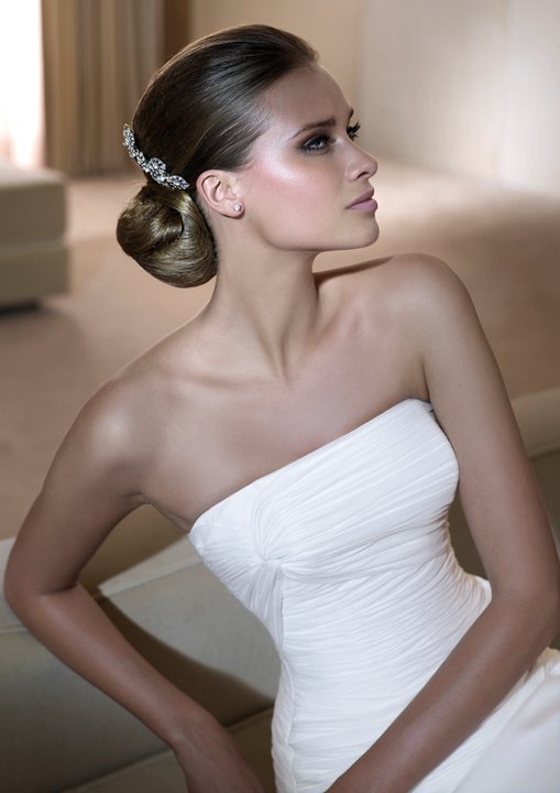pronovias-2011-gelin-saci-tokalari-41-357.jpg