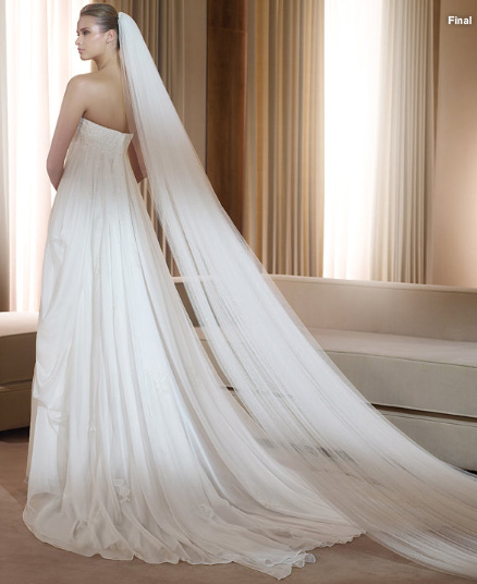 pronovias-2011-gelinkmodelleri-27-7725.jpg