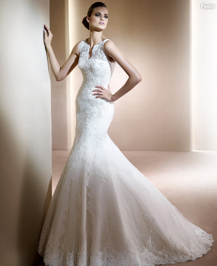 pronovias-2011-gelinkmodelleri-40-6840.jpg