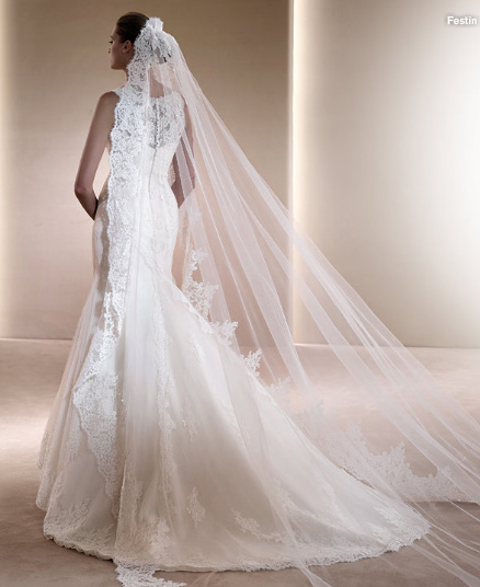 pronovias-2011-gelinkmodelleri-41-9246.jpg