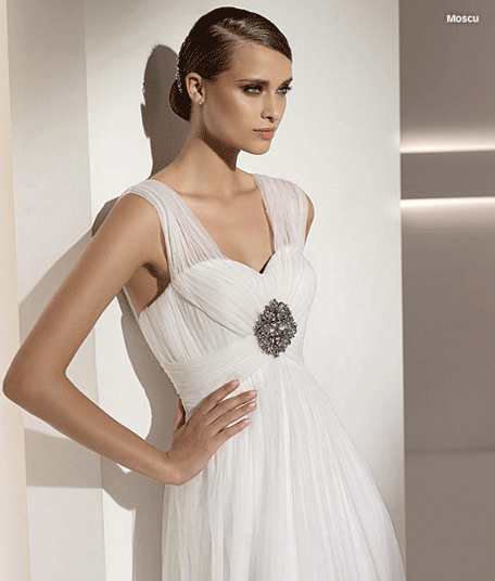 pronovias2010_10g-2898.gif