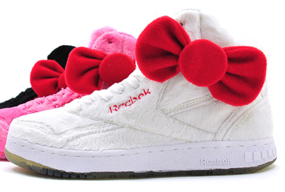 reebok-pt-20-hi-hello-kitty-1-7606.jpg