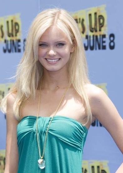 sara-paxton9-5049.jpg