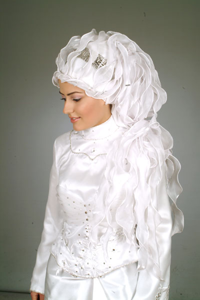 tesettur_gelinlik_modelleri_2012_-282.jpg