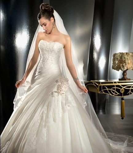 weddingdress2010demetri-4f.jpg