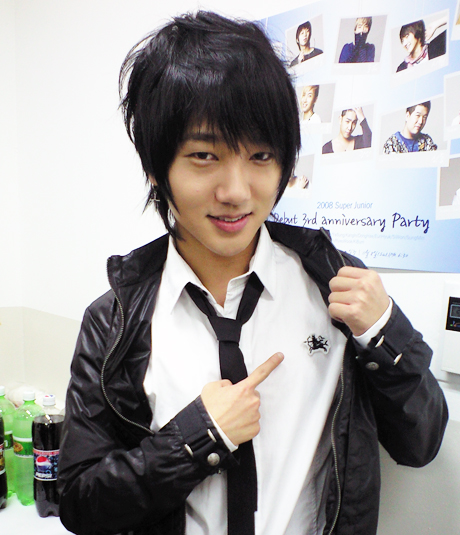 yesung_resimleri%20(7)-16a.jpg