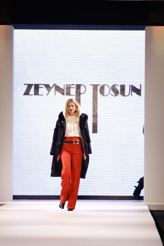 zeynep%20tosun4-252.jpg