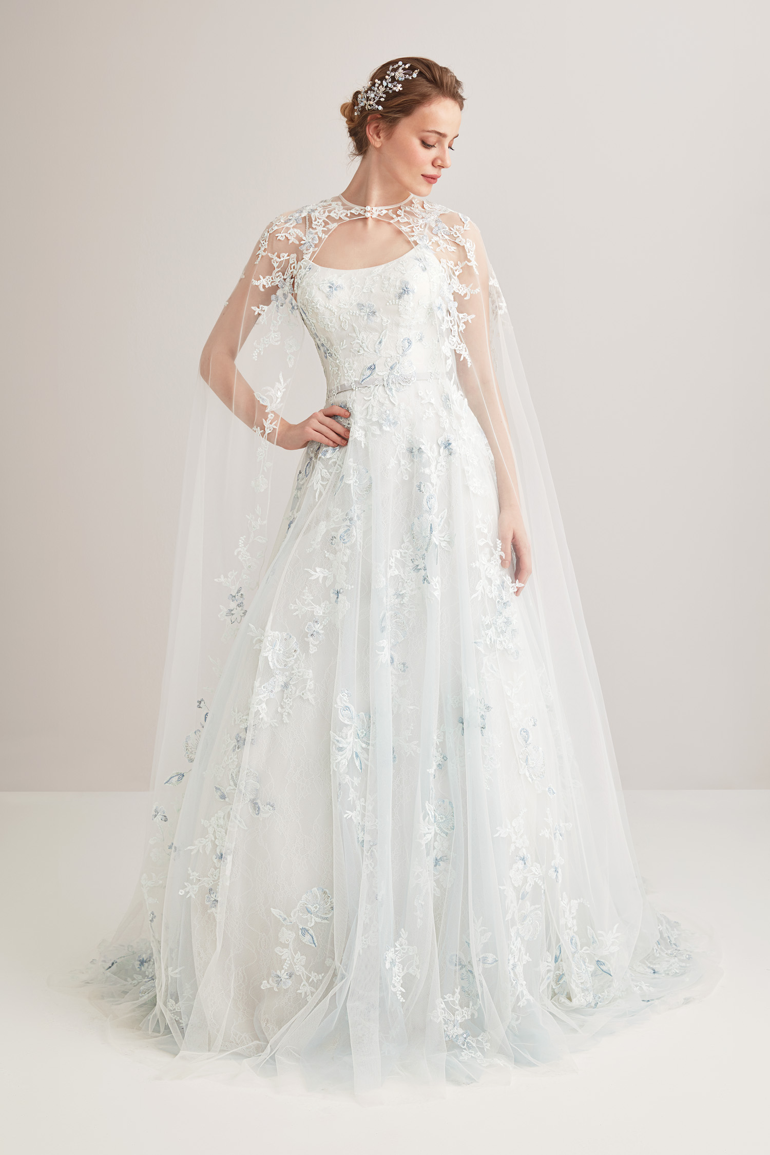 Pelerinli Gelinlik Modelleri