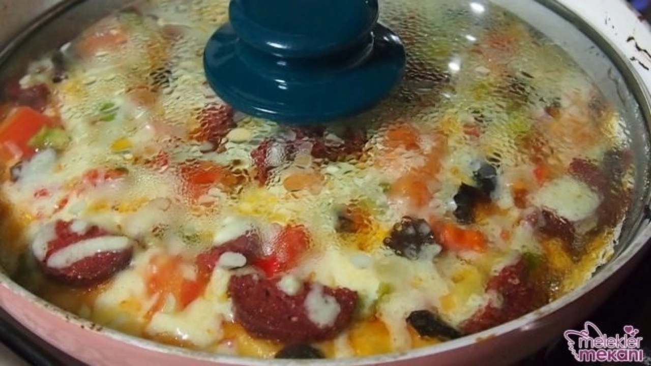 Teflon tavada pizza tarifi