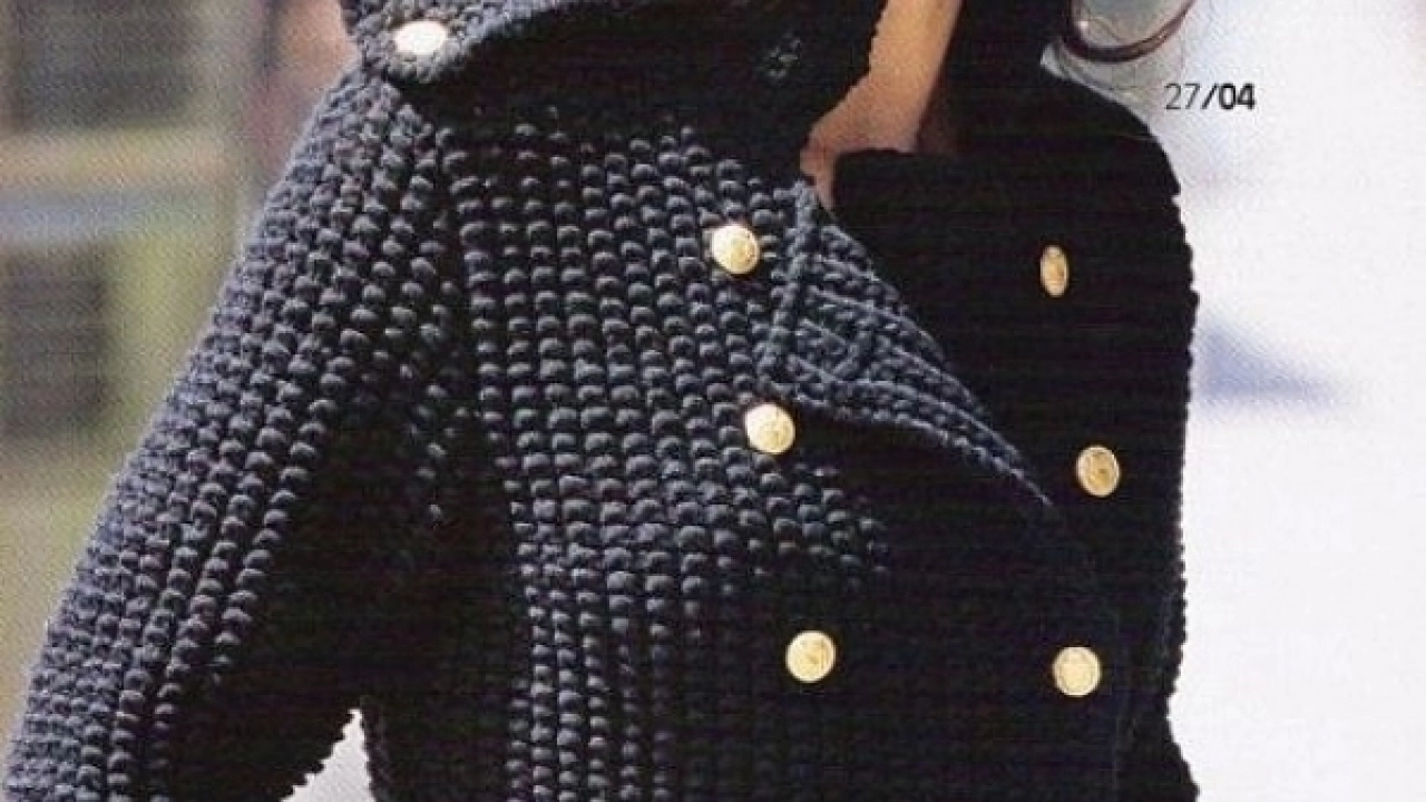 Örgüden Kapşonlu Bayan Ceket Modelleri Yapılışı Şıklığınızı Bir Adım Öteye Taşıyın