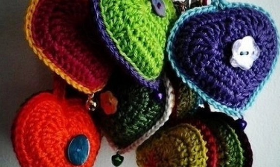 Örgüden Anahtarlık Modelleri ve Yapılışı Böyle Anahtarlıklar Görülmemiş