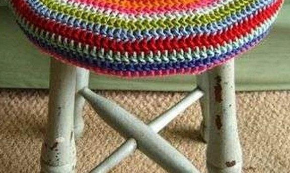 Örgüden Sandalye Kılıfı Modelleri Yapılışı Sandalyeleriniz Artık Çok Daha Eğlenceli