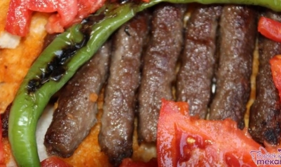 İzmir'in Meşhur Lezzeti Ödemiş Köftesi