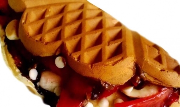 Evde pratik waffle yapılışı