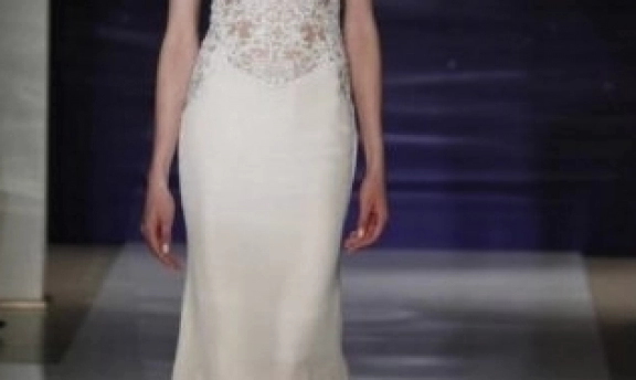 Reem Acra  Gelinlik Modelleri arayanlara son çıkan modelleri getirdik