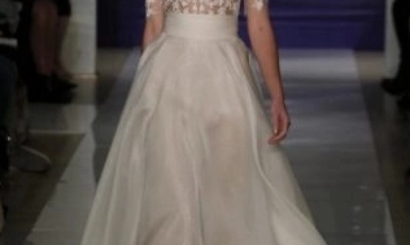 Reem Acra  Gelinlik Modelleri arayanlara son çıkan modelleri getirdik