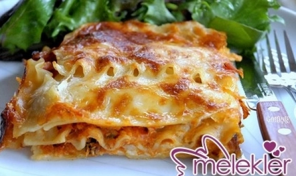 Tavuklu Lazanya Tarifi