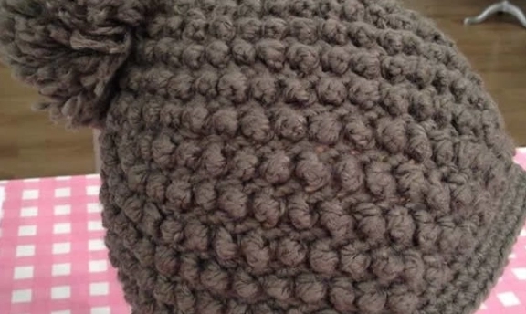 Derya Baykal Pembe Püsküllü Bere Yapımı