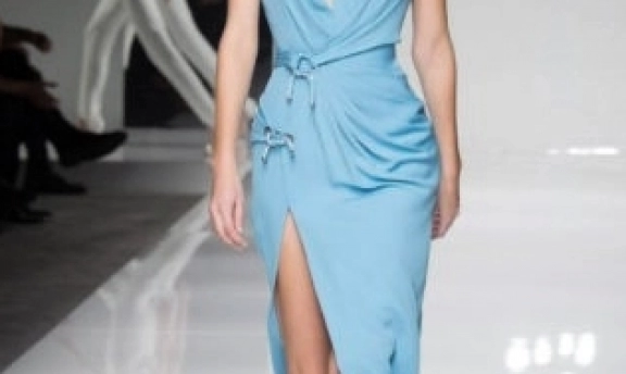 Atelier Versace Paris Houte Couture Moda Haftası'nda Yürekleri Hoplattı