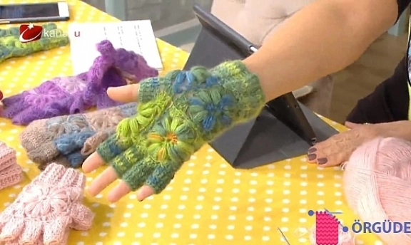 Derya Baykal Örnekleriyle Motifli Örgüler Rengarenk Motiflerle Harika Örgüler Yapabilirsiniz