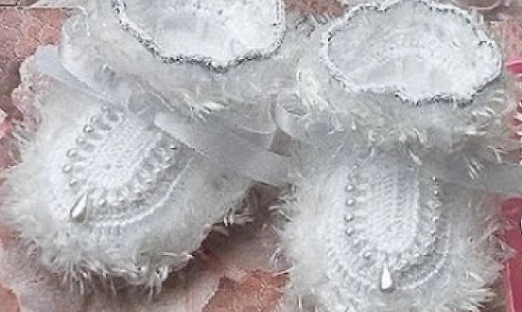 Sakallı İpten Bebek Patik Modelleri Çok Değişik İlgi Çekiciler